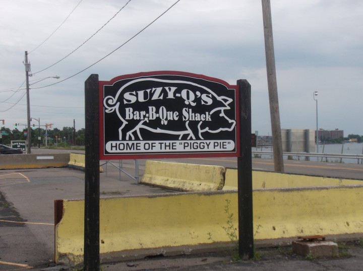 Suzy Q's Bar-B-Que Shack Buffalo New York