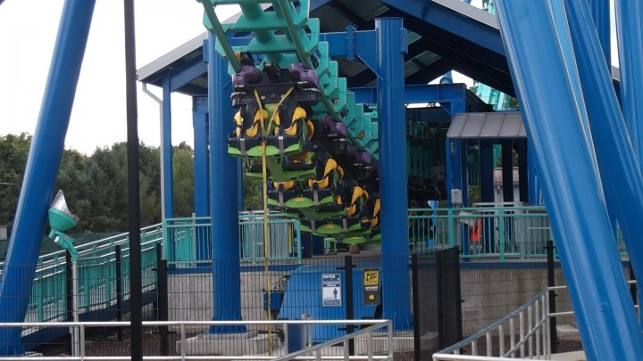 Dorney Park Allentown Stinger broken