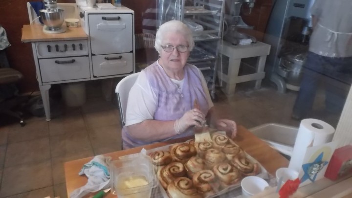 Grandma Ruth's Cinnamon Rolls Branson Missouri
